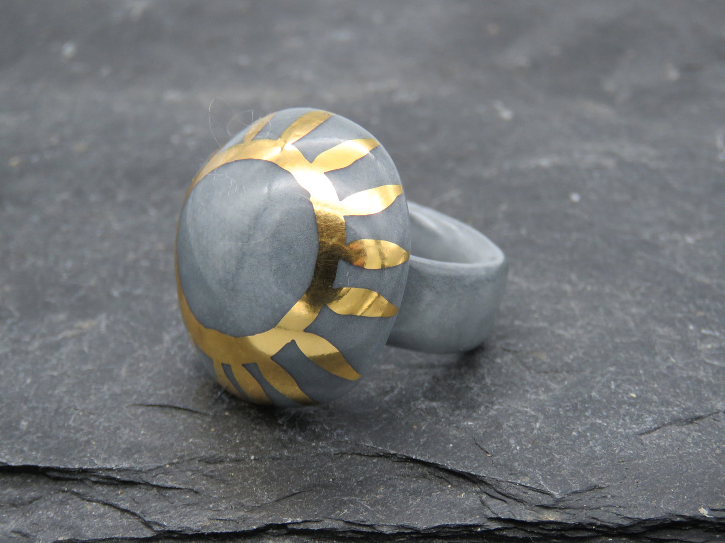 Grey Hemisphere ring Size N