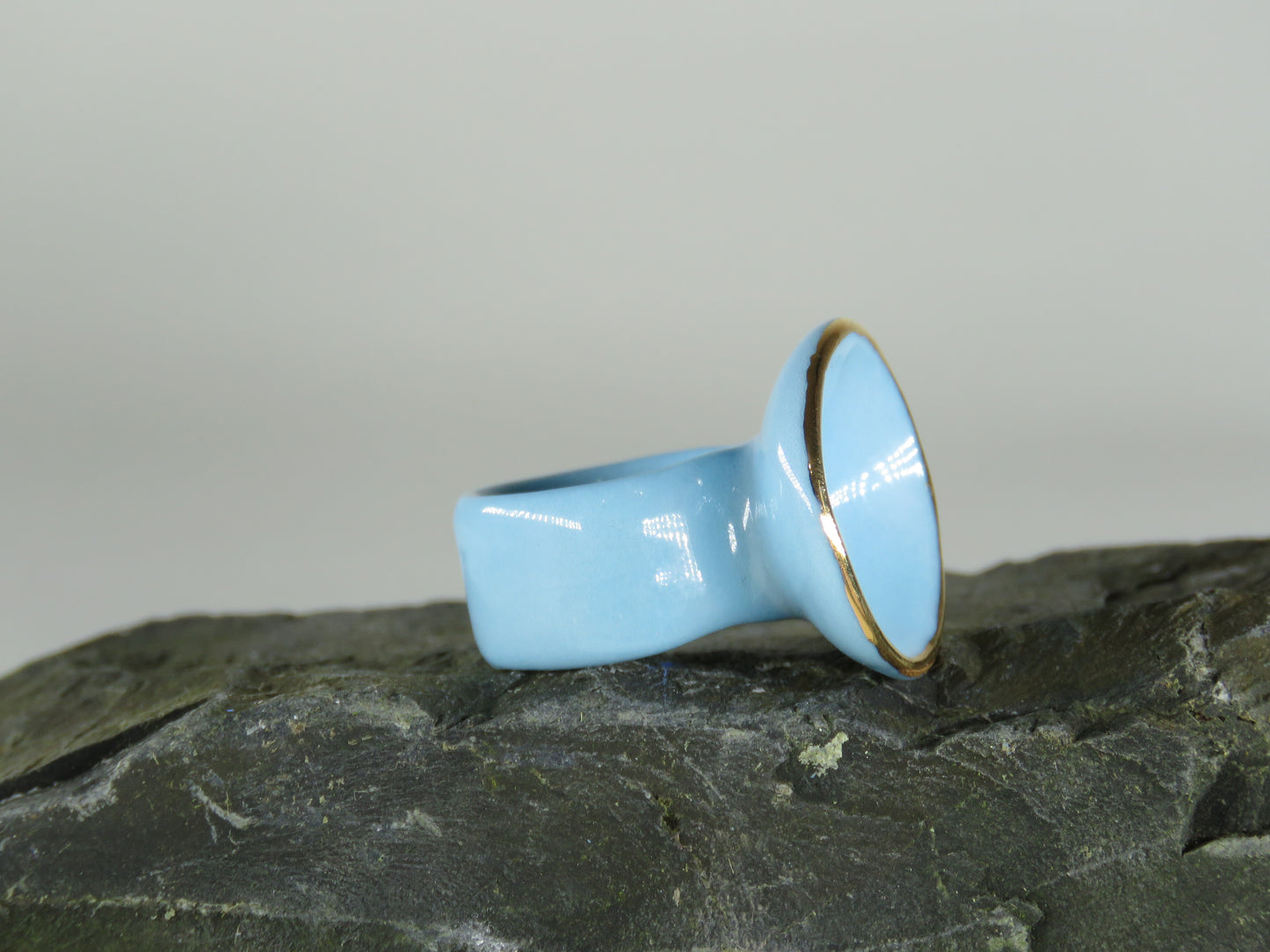 Blue porcelain ring Size P