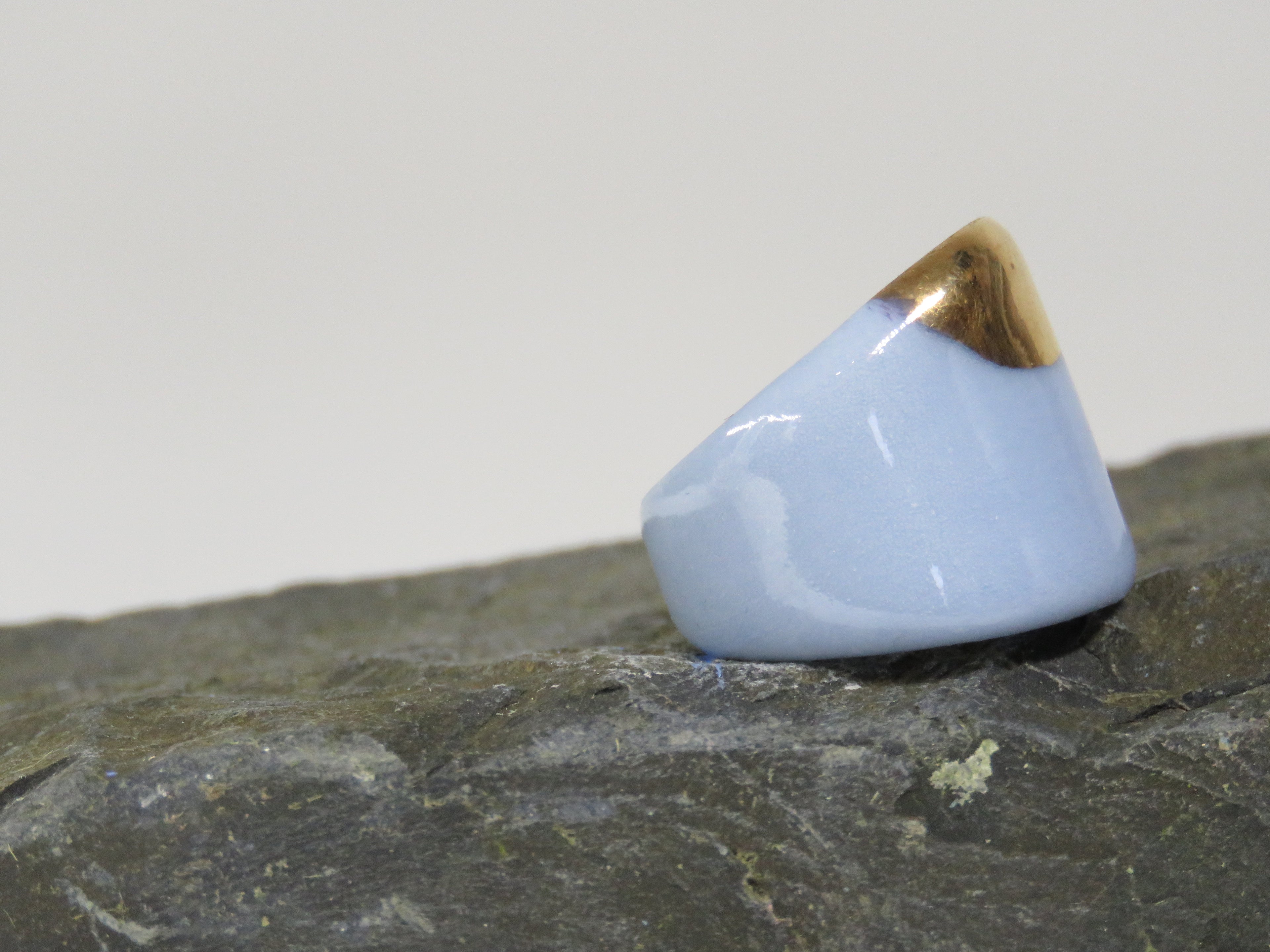 Blue and Gold Porcelain ring Size N1/2