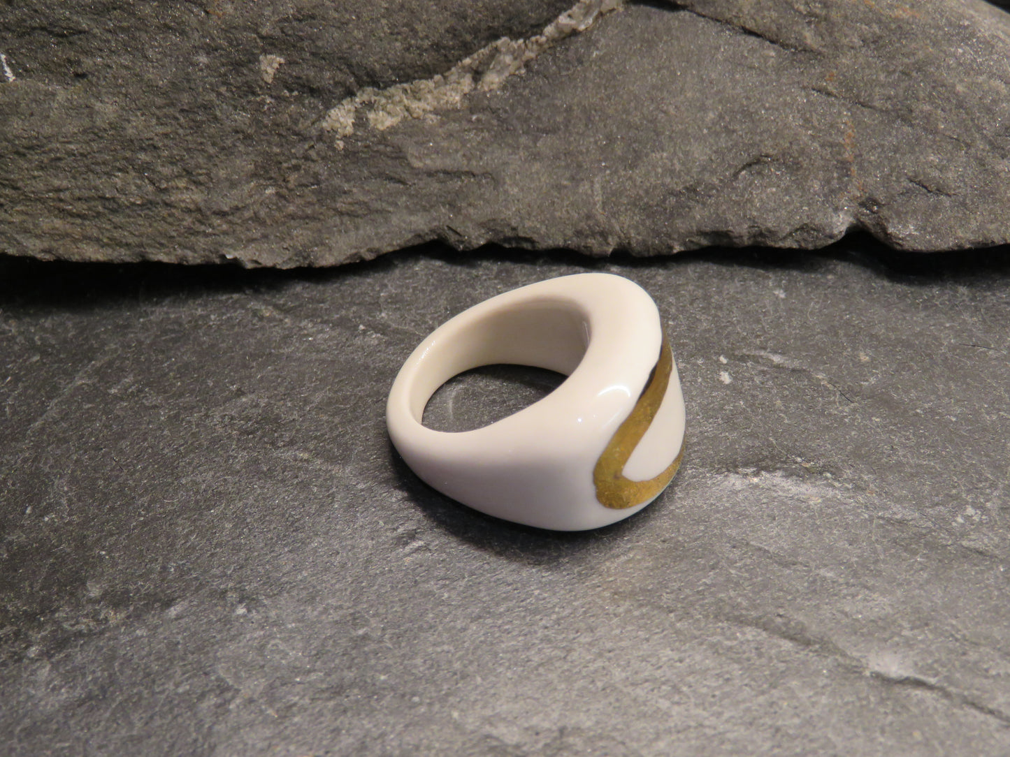 Porcelain Ring Size P