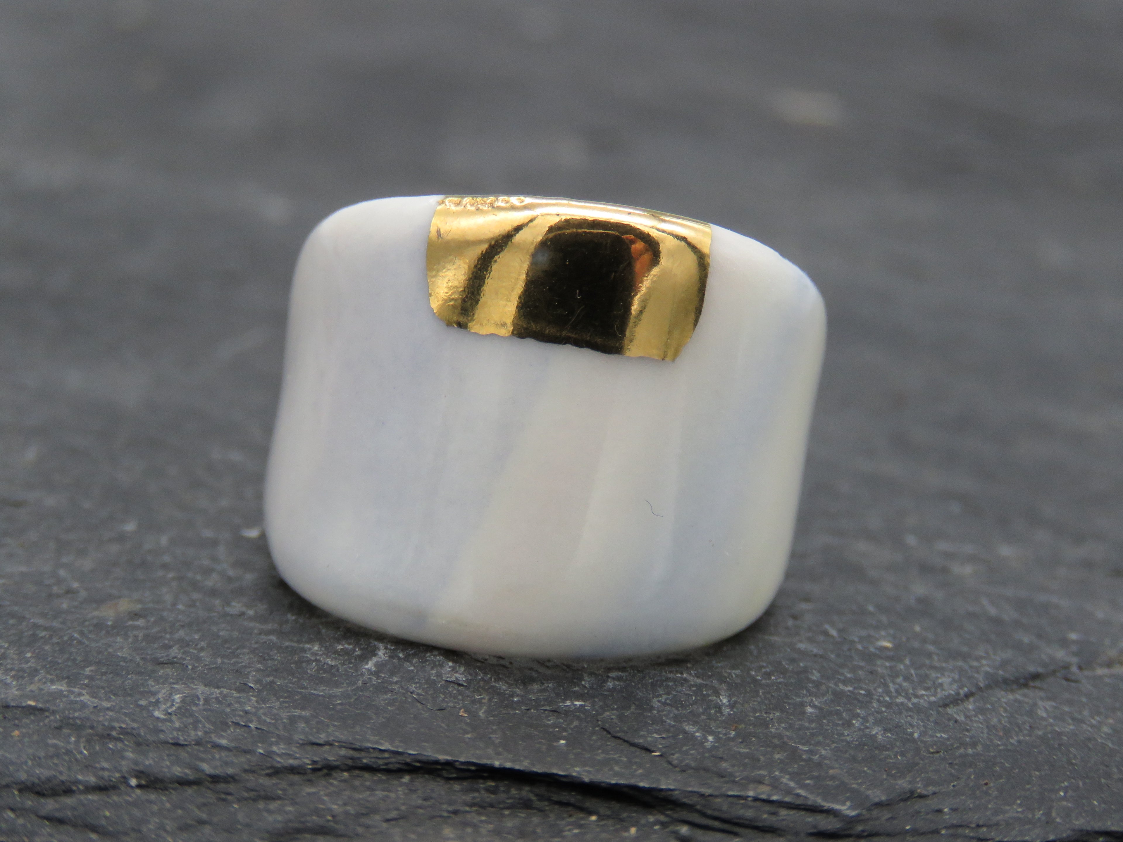 Marbled Ring with Gold Size P