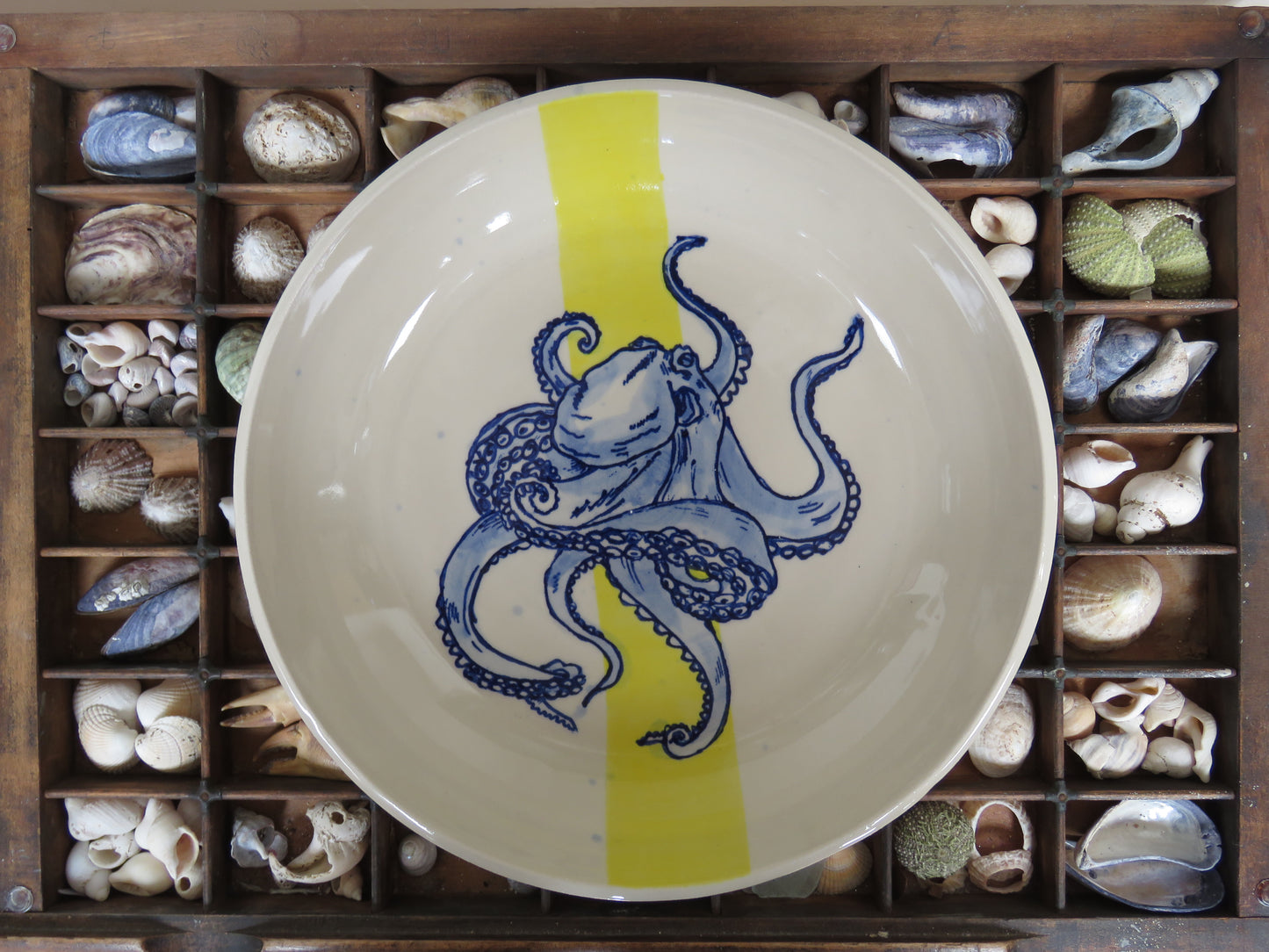Large round Octopus Bowl