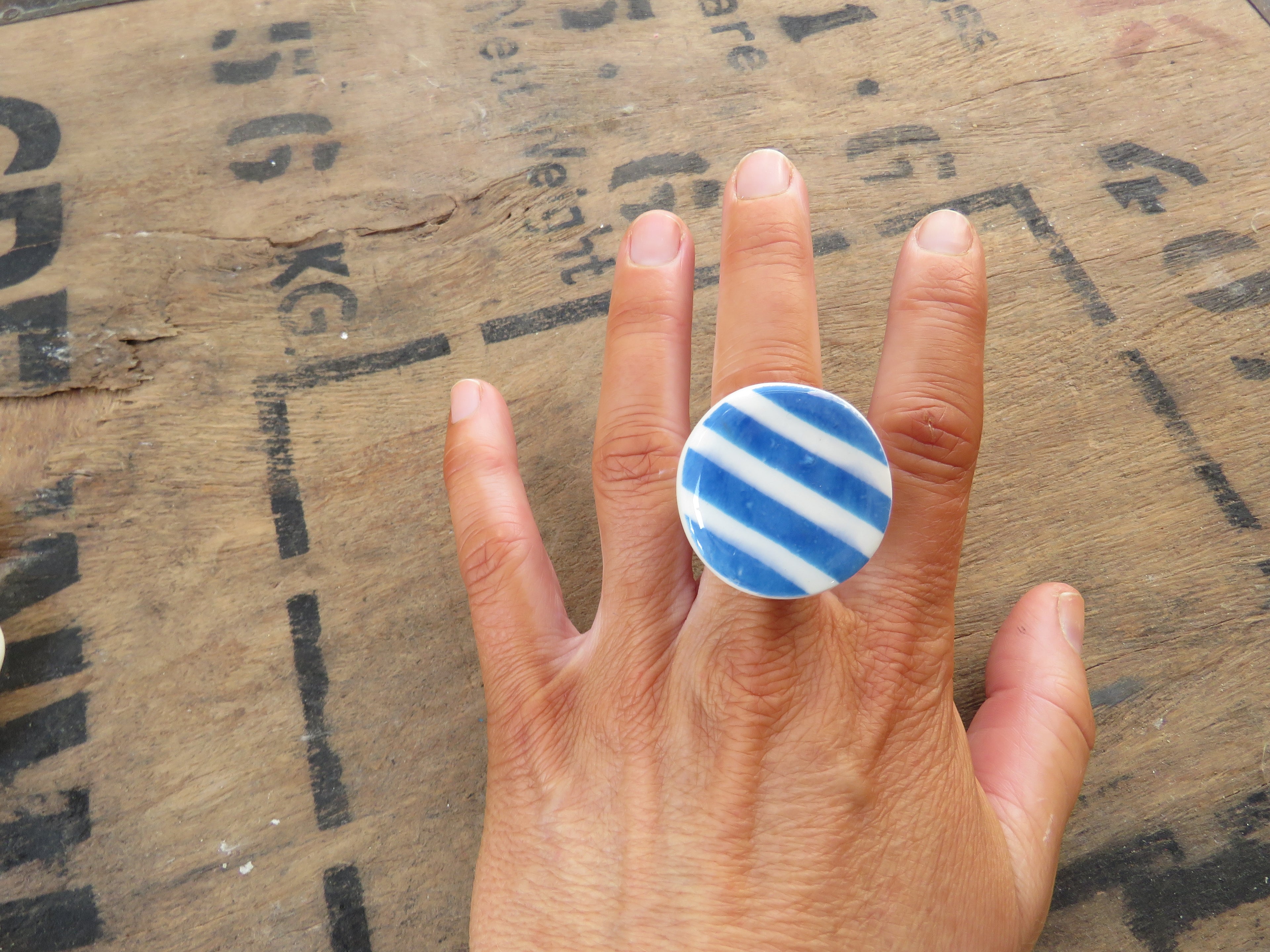 Porcelain Ring Size P