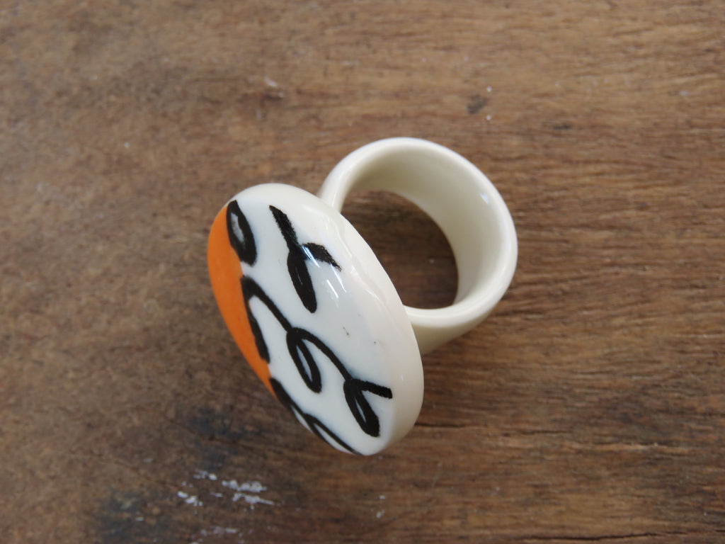 Porcelain Ring Size Q