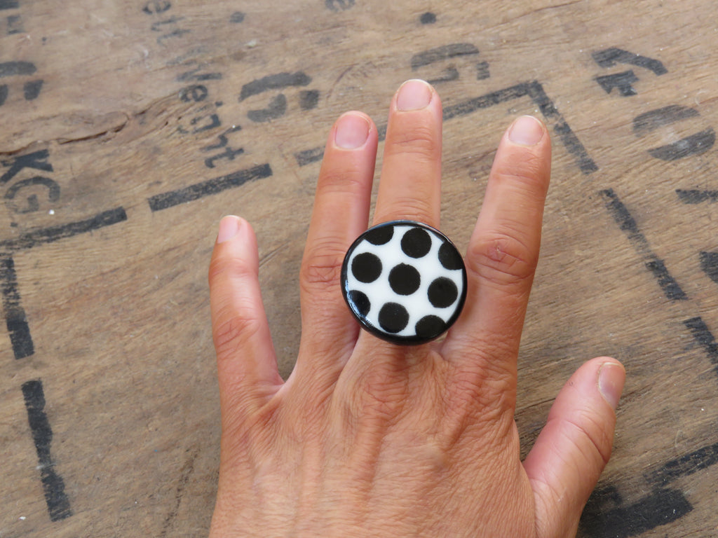 Porcelain Ring Size V