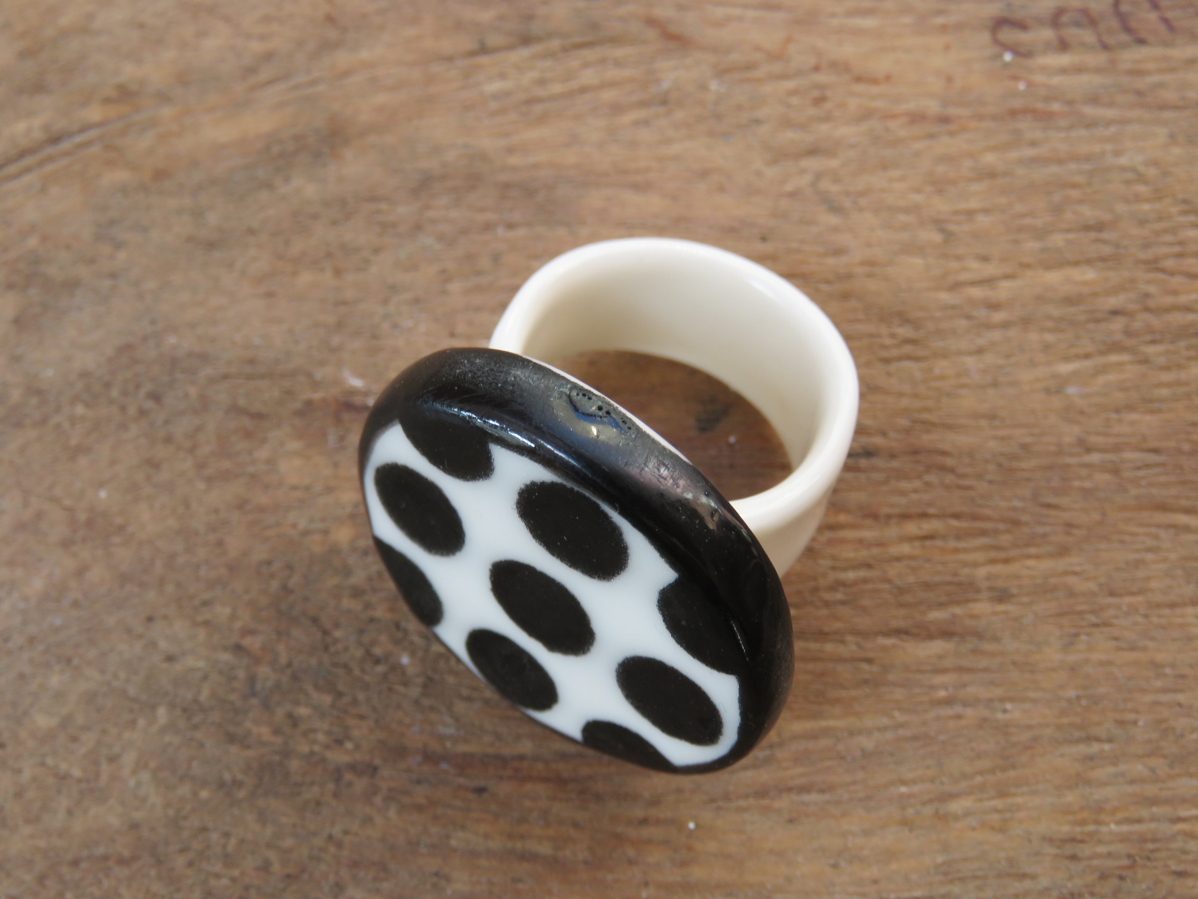 Porcelain Ring Size V