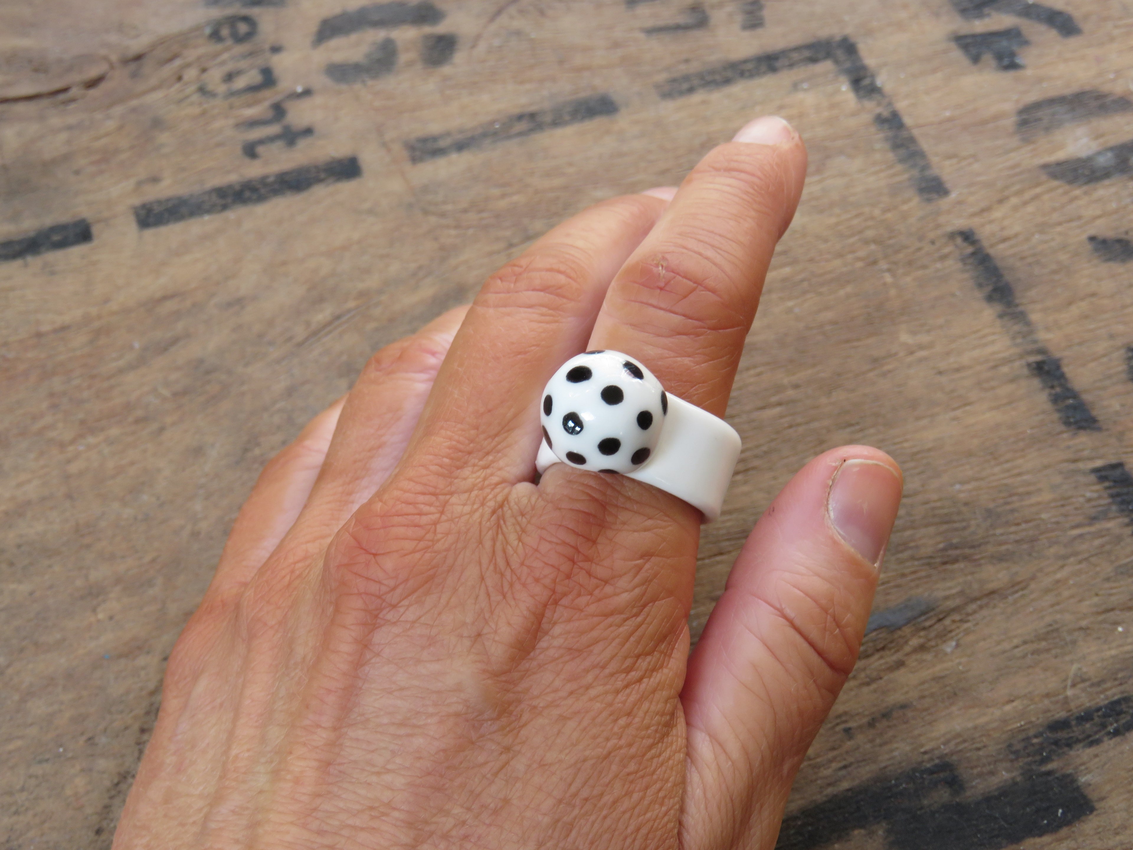 Porcelain Ring Size U