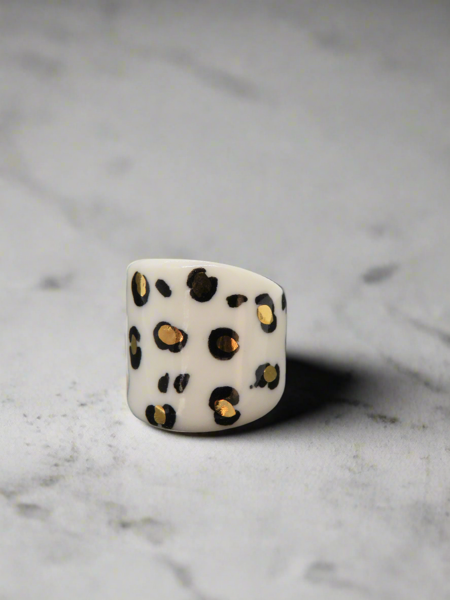 Leopard Porcelain Ring Size N